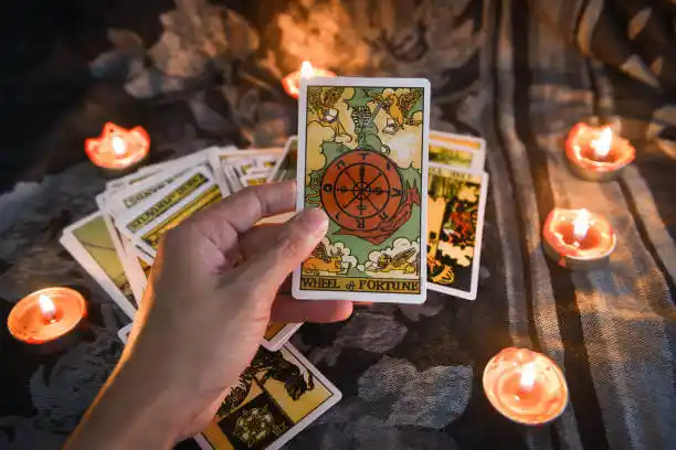 tarot cards Garden City